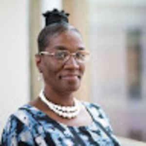 Meet your Posher, Traci